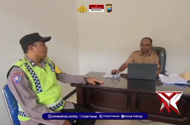 Pak Bhabin Sambang Desa