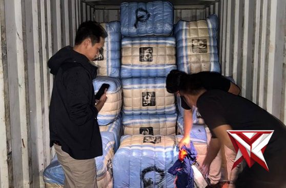 Polisi Bongkar Sindikat Pakaian Bekas Impor Pasar Senen-Padalarang