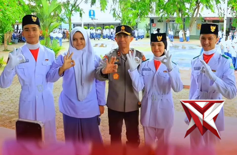 KAPOLDA ACEH SEBAGAI PEMBINA UPACARA