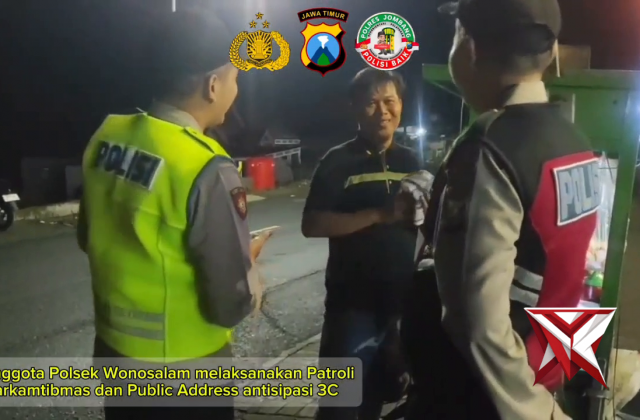 Patroli dialogis kepada pedagang asongan