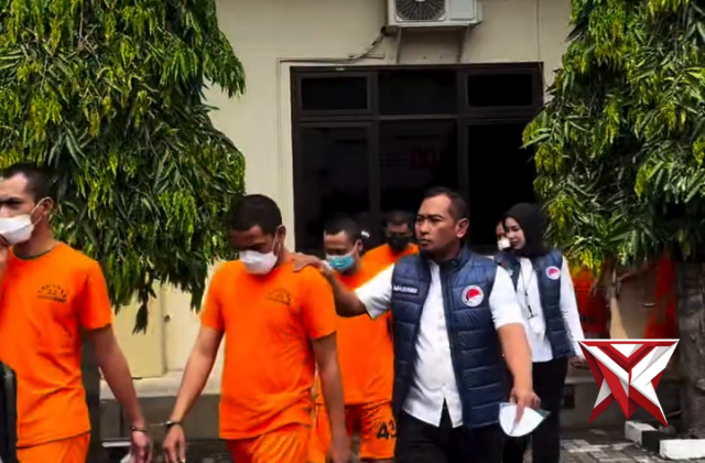 KONFERENSI PERS NARKOBA