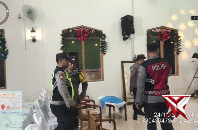 Polsek Dawarblandong Polres Mojokerto Kota Giat Sterilisasi GKJW Dawarblandong