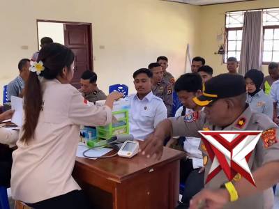 POLRES KEEROM MELAKSANAKAN DONOR DARAH DALAM RANGKA HUT HUMAS KE-74