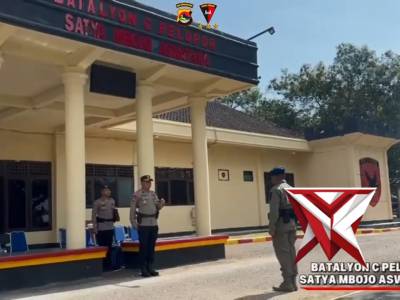 Satbrimob Polda NTB, Gelar Upacara Penutupan PMK Personel Polres Bima dengan khidmat. - PoliceTube