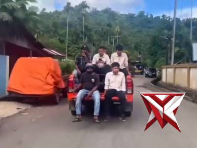 POLRES KEP. YAPEN MELAKSANAKAN PATROLI DI GUNA MENJAGA SITUASI KAMTIBMAS - PoliceTube