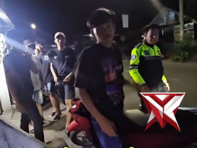 Satlantas polres lahat polda sumsel memberikan Tilang kepada pengendara Balapan Liar. - PoliceTube