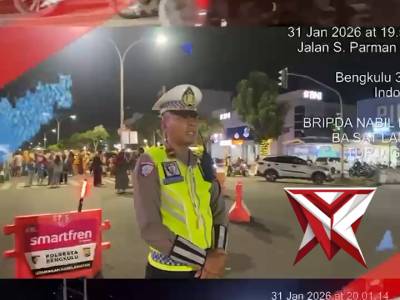 Satlantas Polresta Bengkulu Laksanakan Pengamanan dan Pengaturan Lalu Lintas BLUE LIGHT di Belungguk - PoliceTube