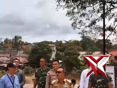 Waka Polres Sanggau Hadiri Grand Opening Weng Coffee Sanggau - PoliceTube