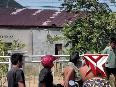 Batalyon A Satuan Brimob Polda Sumatera Utara memecah kesunyian di Desa Sibuluan Nauli - PoliceTube
