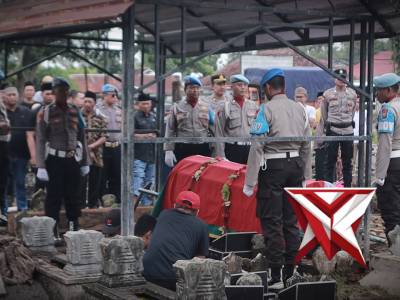 PEMAKAMAN ANGGOTA POLRI - AIPTU SUNARTO ,S.H.