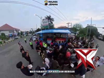Bubarkan Perang Air, Polsek Kota.polresjeparapolsekkotaperangairjeparaterkinijeparahariini