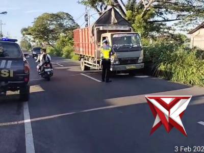 PENERTIBAN JAM OPERASIONAL - PoliceTube