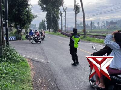 Poros pagi - PoliceTube