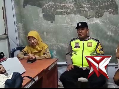 Polsek Rowokele Hadir - PoliceTube