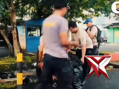 POLRESTA TIDORE MELAKSANAKAN KERJA BAKTI PEMBERSIHAN SAMPAH DALAM RANGA HARI JUANG TNI AD - PoliceTube