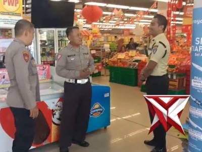 sambang kasir swalayan - PoliceTube
