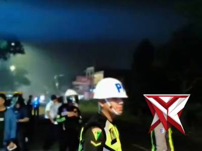 Patroli skala besar dalam rangka menjaga harkamtibmas di bulan Ramadan