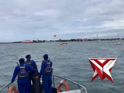 PATROLI KP BARUNA DEWATA JAGA KEAMANAN PERAIRAN BENOA - PoliceTube