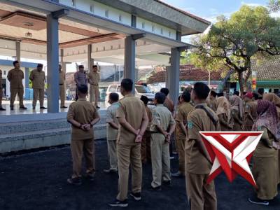 Giat Apel Bersama Muspika Kec Gondangwetan beserta Kapolsek Keboncandi - PoliceTube