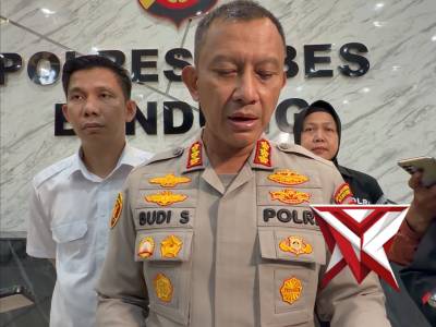 DOORSTOP KASUS PENGANIAYAAN / PENGEROYOKAN YANG MENGAKIBATKAN ORANG MENINGGAL DUNIA - PoliceTube