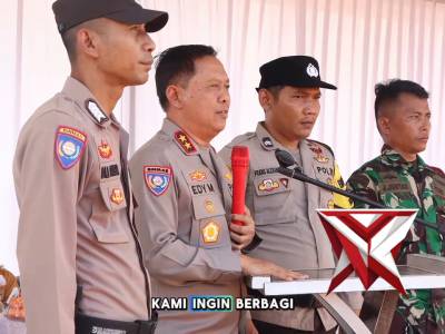 ALUMNI AKPOL 1990 GELAR BAKTI SOSIAL BAGIKAN 1.485 PAKET SEMBAKO UNTUK WARGA REMPANG - PoliceTube
