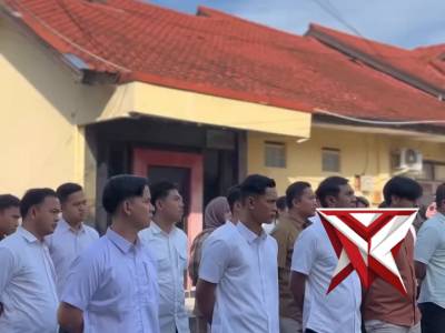 Kapolresta Bandung memberikan arahan tegas dan penuh penekanan kepada seluruh anggota