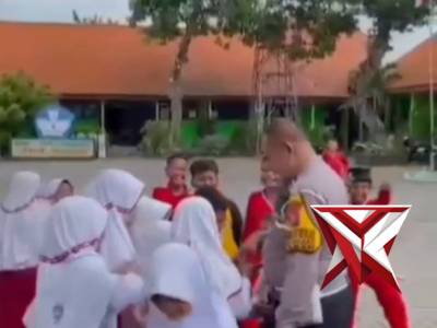 Bhabinkamtibmas goes to school