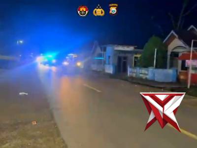 Personil polres haltim melaksanakan apel persiapan patroli malam - PoliceTube