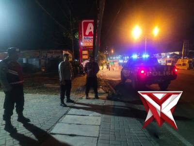 Polsek tlanakan melaksanakan patroli blue light antisipasi balap liar dan gangguan kamtibmas - PoliceTube
