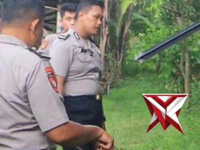 Respon Cepat 110 Amankan Pemuda Diduga Depresi Bawa Sajam