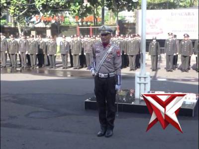 Upacara Peringatan Hari Kesakitan Pancasila Polrestabes Bandung - PoliceTube