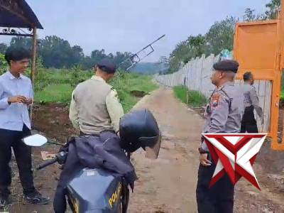 Patroli Polsek Singosari - PoliceTube