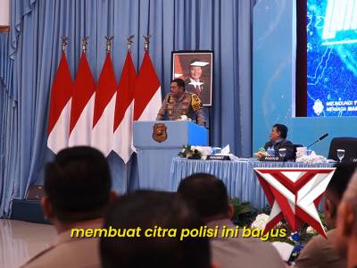 Wakapolda Riau Membuka Pelatihan Peningkatan Kemampuan Kehumasan Polda Riau TA. 2026 - PoliceTube