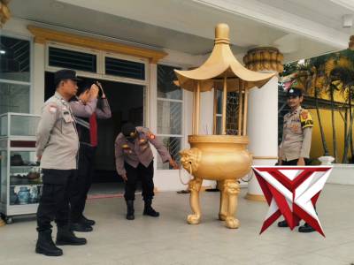 Pengamanan Imlek - PoliceTube