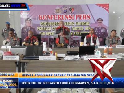 Polda Kalsel Sita 20.000 Berkas dan 20 Mobil Bodong dari Sindikat Pemalsu Dokumen Kendaraan - PoliceTube