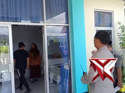 Polsek Karanganyar - PoliceTube