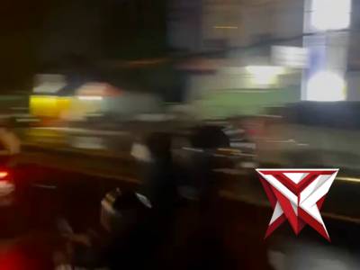 Penambalan jalan berlubang - PoliceTube