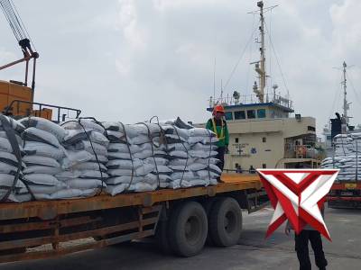 Giat Patroli Harkamtibmas berikan himbauan kepada pekerja situasi Aman terkendali - PoliceTube