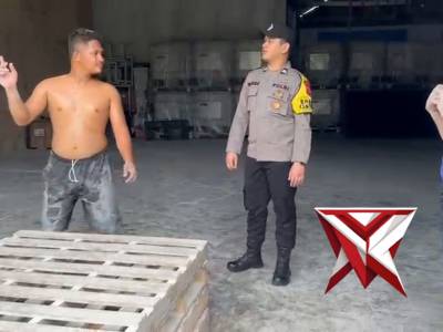 Bhabinkamtibmas Sambangi Gudang Pupuk Non subsidi