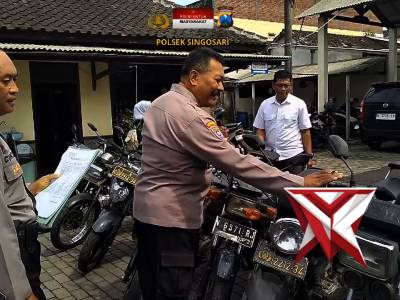 Pengecekan Ranmor Dinas Polsek Singosari dalam rangka Sigap bencana alam - PoliceTube