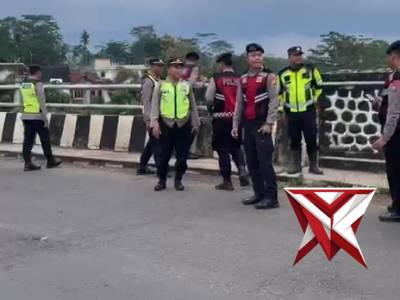 Patroli antisipasi adanya balap liar di wilayah Kecamatan Bantur