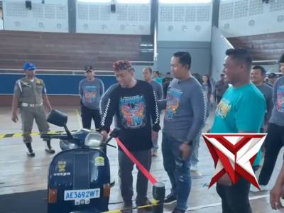 Kapolres Magetan menghadiri Scooter Kumandang - PoliceTube