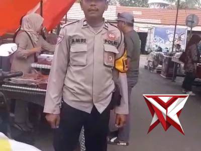 Patroli Pasar Ramadhan, Polsek Lawang Kidul Jaga Keamanan dan Kenyamanan Warga - PoliceTube