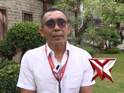 Suasana Ramadan terasa hangat di depan Mabes Polri, Jakarta Selatan, saat Kapolri Jenderal Polisi Dr - PoliceTube