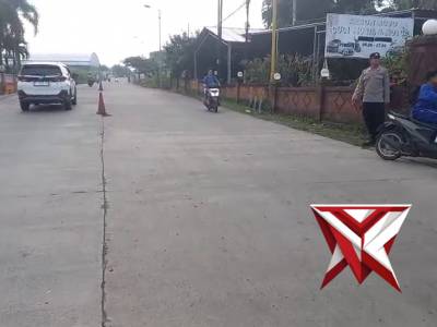 CW Pagi depan SMPN 1 Gondang, kec. Gondang - PoliceTube