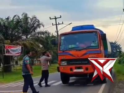 Jumat Berkah Polsek Lais - PoliceTube