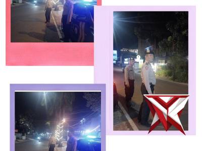 QR POLSEK SUKASARI LAKUKAN GIAT RUTIN YANMAS MALAM BANDUNG LAUTAN BIRU - PoliceTube