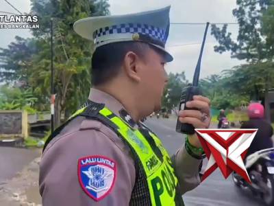 KRING PAGI SATLANTAS POLRES BANGKALAN - PoliceTube