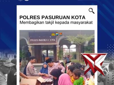 Polres Pasuruan Kota Membagikan Takjil kepada masyarakat.