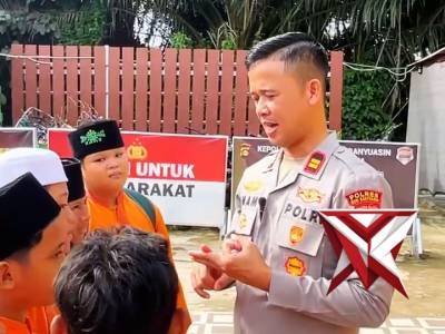 Giat Kapolsek Tungkal Jaya Saat Memberikan Motivasi Ke Pelajar - PoliceTube